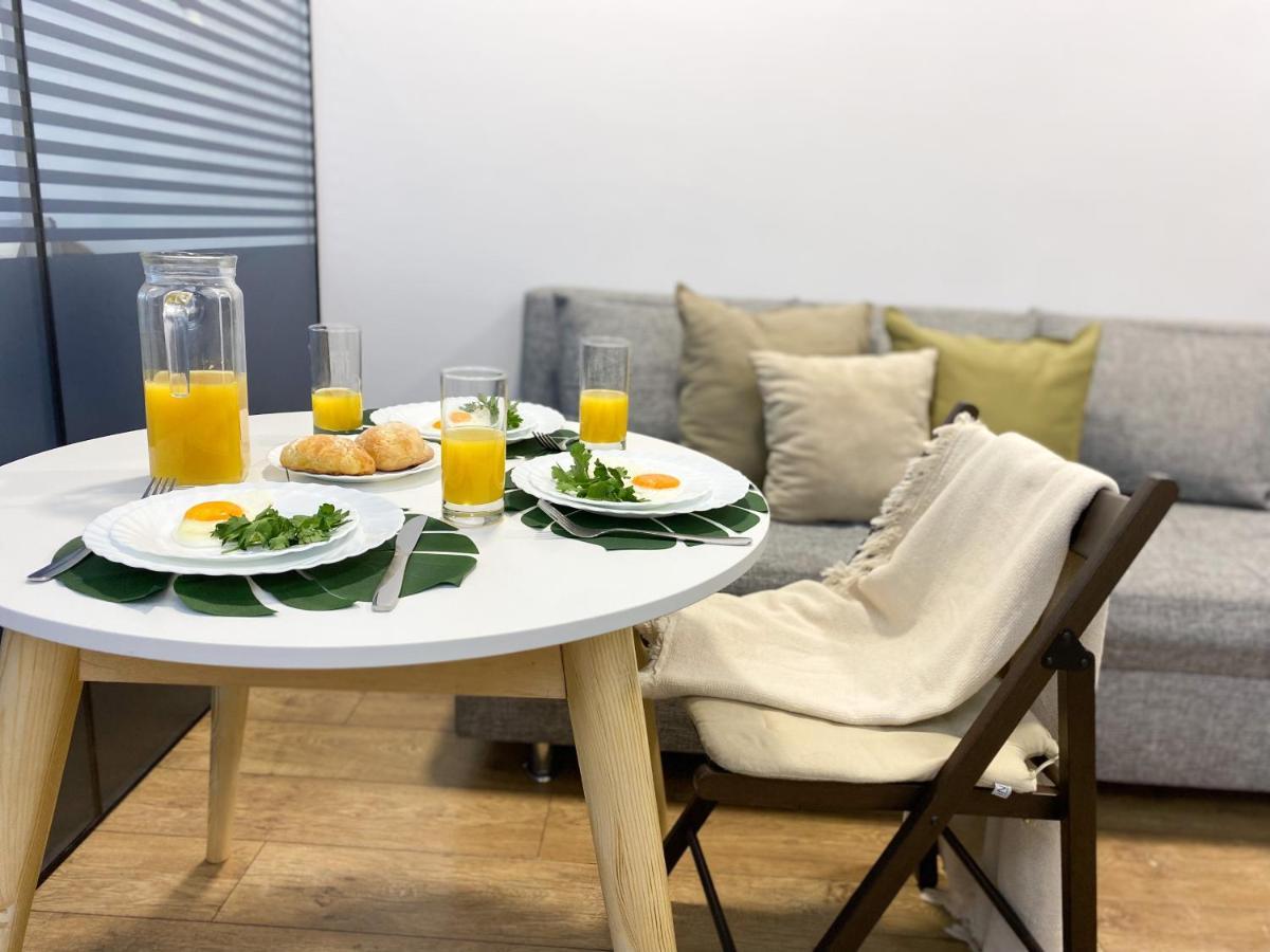Студия В Стиле Loft В Центре Города 알마티 외부 사진