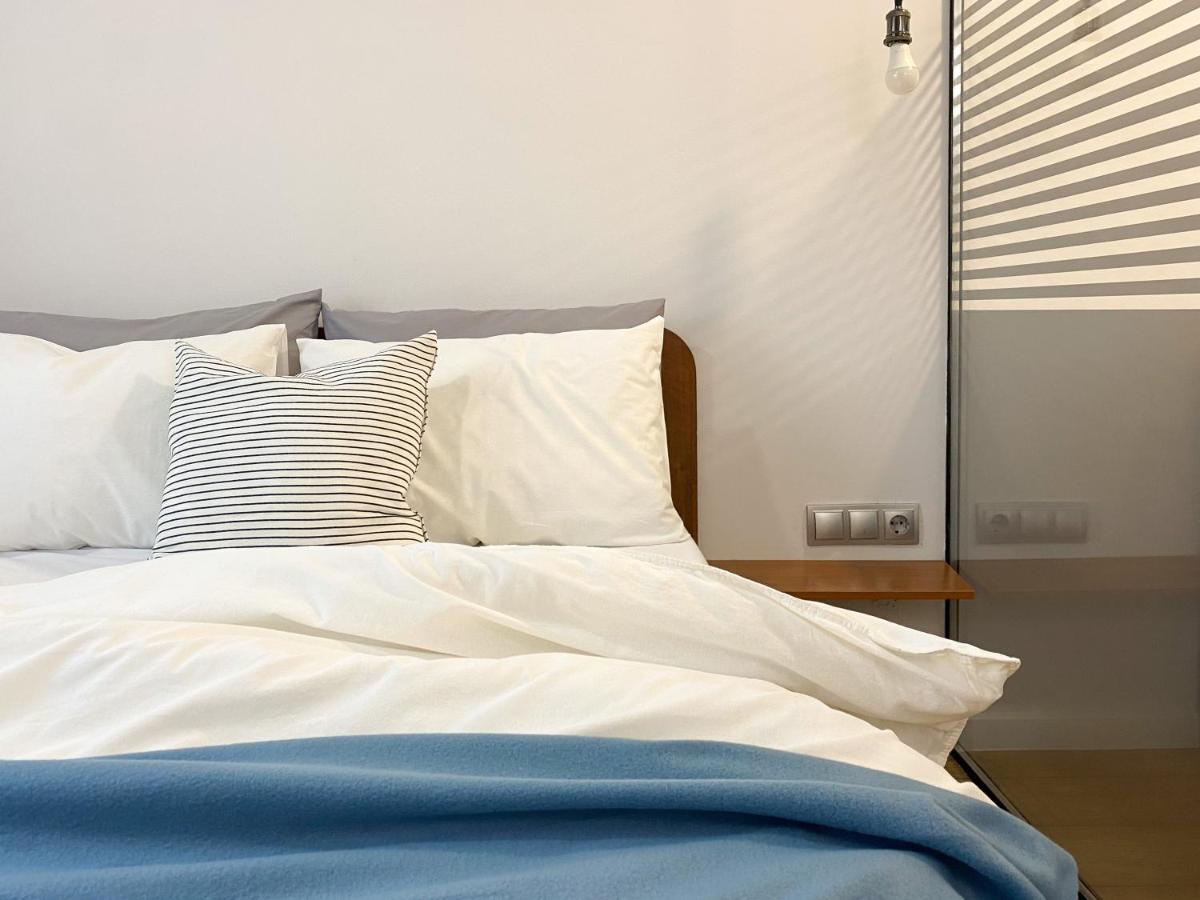 Студия В Стиле Loft В Центре Города 알마티 외부 사진